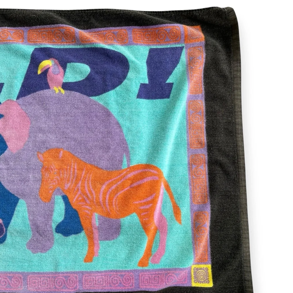 Vintage WILD! Colorful Zoo Animals Beach Towel Retro Zebra Elephant Giraffe